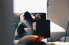 Poduszki dekoracyjne – prosty sposób na uzupełnienie wystroju Twojego mieszkania